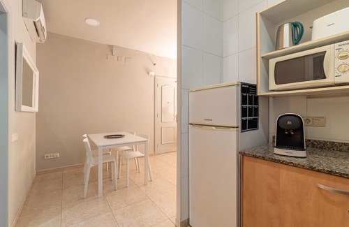 Hostafrancs Apartment | Cozy and well-appointed apartment