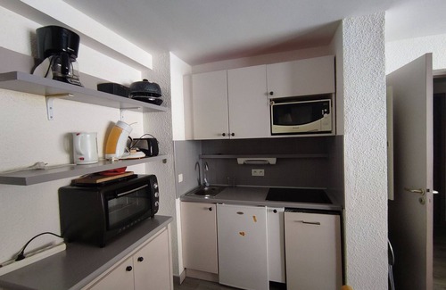Plagne 1800 Apartment | Cozy apartment with balcony, pool and optional parking in Plagne 1800