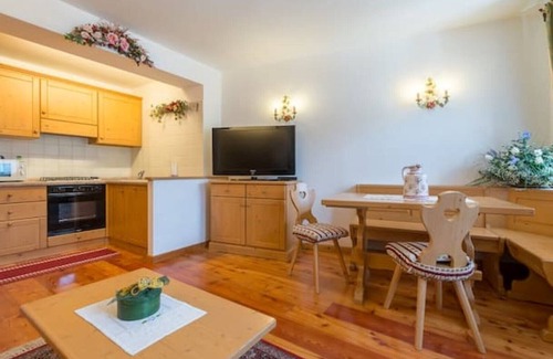 San Vito di Cadore Apartment | Cozy apartment near Cortina d'Ampezzo