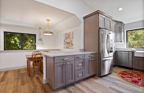 Cottonwood Heights Apartment | Cozy Apartment about a mile from Big Cottonwood Canyon