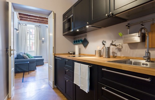 Milan Centre Apartment | COZY APARTMENT 2 MINUTES FROM DUOMO