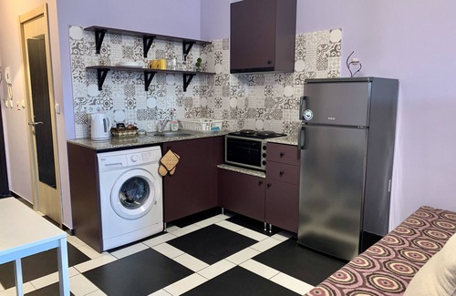Studentski Grad Apartment | Cozy apartment, 20 min from Sofia City Centre