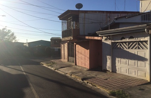 Alajuela Apartment | Cozy apartment - 5 min from the airport