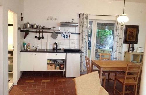 Friedrichshain-Kreuzberg Apartment | cozy apartment 6 in Kreuzberg, very close to all tourist highlights