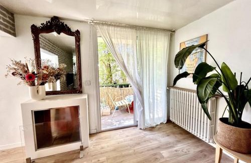 La Chamberte Apartment | Cozy apartment 75m2, garden, beach and center 15 min