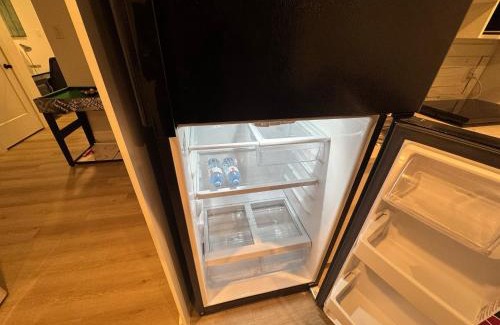 Dieppe House | Cozy Apartment close to Moncton Airport