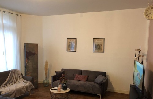 Cognac Apartment | Cozy Apartment - Downtown - Visits Hennessy