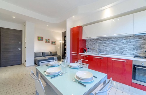 Lingotto Apartment | Cozy apartment equipped with every comfort that can accommodate up to 4 people. The house is located in the Lingotto district, just a 15-minute walk from the station of the same name and from the Fiera, and is nearby Piazza Bengasi with the new undergrou