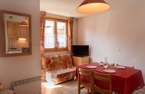 Aussois Apartment | Cozy apartment for 3/4 guests in Aussois