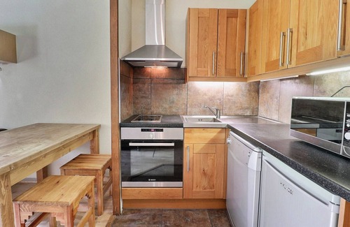La Perriere Apartment | Cozy Apartment for 4 in La Tania - Ski-in/Ski-out - Near Center & Lifts