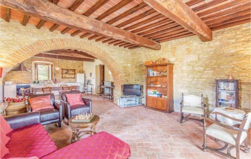 Ponte Buriano Apartment | Cozy Apartment In Ponte Alla Chiassa Ar
