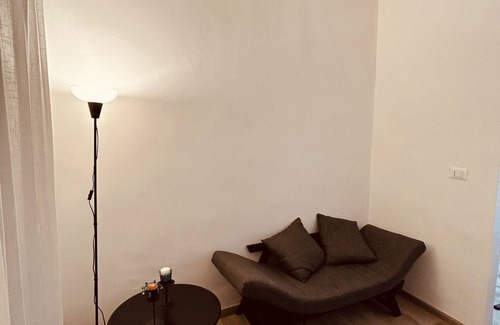 Tuscolano Apartment | Cozy apartment in Appio Latino district 250 mt Metro Colli Albani