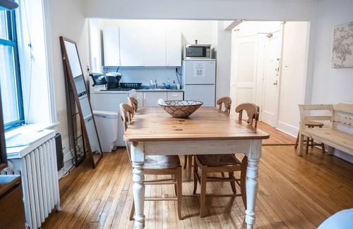 Hoboken Condo | Cozy apartment in beautiful midtown Hoboken!
