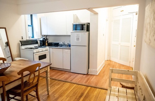 Hoboken Condo | Cozy apartment in beautiful midtown Hoboken!