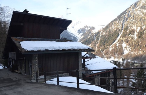 Courmayeur House | Cozy apartment in Courmayeur
