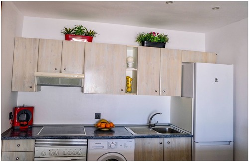 Costa Teguise Apartment | Cozy apartment in quiet complex seafront 5 minutes from the beach