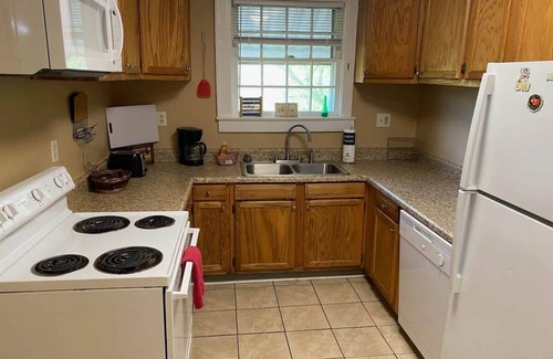 Knoxville Apartment | Cozy Apartment in Historic East Knoxville