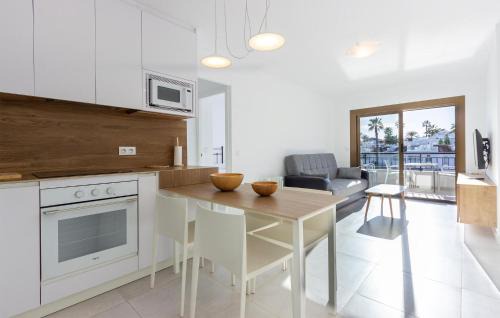 Orihuela Costa Apartment | Cozy Apartment In Orihuela With Wifi