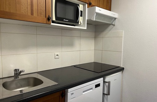 Peyragudes Apartment | Cozy Apartment in Peyresourde, 6 pers, Pool Access, Free Shuttle