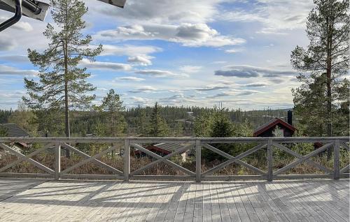 Syssleback Apartment | Cozy Apartment In Sysslebäck With Sauna