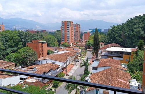 La Aguacatala Apartment | Cozy Apartment in the best location of MEDELLIN