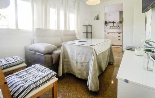 Los Llanos Apartment | Cozy Apartment In Torrox With Wifi