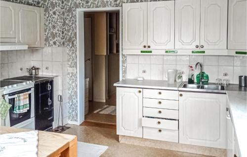 Torsaker Apartment | Cozy Apartment In Torsåker With Wifi