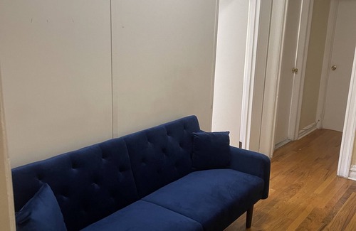 Inwood Apartment | Cozy Apartment in Upper Manhattan for Groups and Families