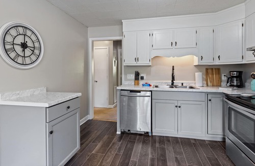 Fayetteville Apartment | Cozy apartment in the middle of everything!