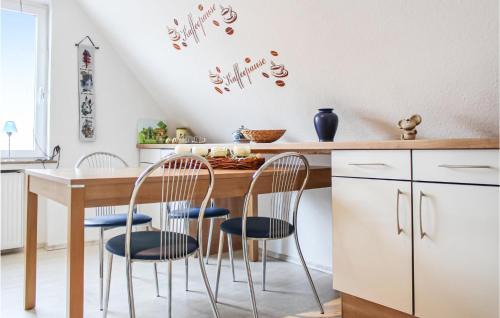 Mulsum Apartment | Cozy Apartment In Wurster Nordseeküste