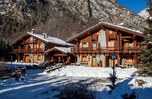 Antey-Saint-Andre House | Cozy apartment (4 bedrooms) in Antey St. André