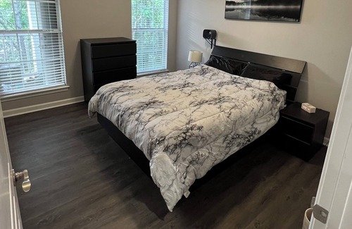 Tucker Apartment | Cozy Apartment/Loft 15 minutes away from downtown Atlanta. Pet-Friendly