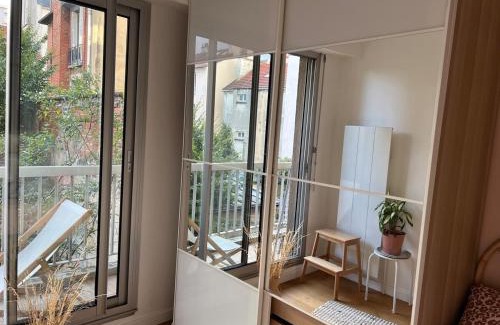 Saint-Mande Apartment | Cozy Apartment near Metro-L1 Saint-Mandé avec Parking
