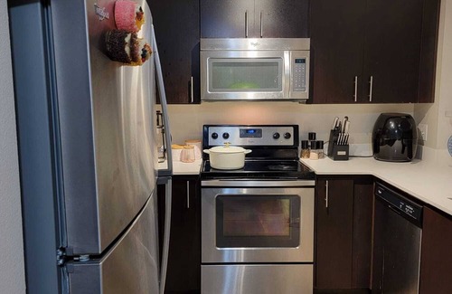 Issaquah Highlands Apartment | Cozy Apartment, near to marketplace, Sewdish, bus station