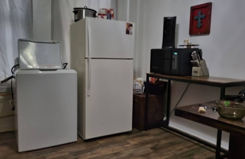 Texarkana Apartment | Cozy apartment nnext to Wadley Hospital and the bus station.