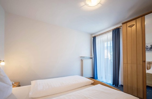 Mareta Apartment | Cozy Apartment Schneeglöckchen with Mountain View, Wi-Fi, Sauna, Terrace & Balcony; Parking Available
