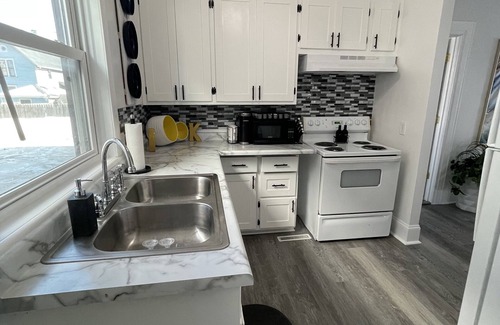 Racine Apartment | Cozy apartment steps away from Lake Michigan!