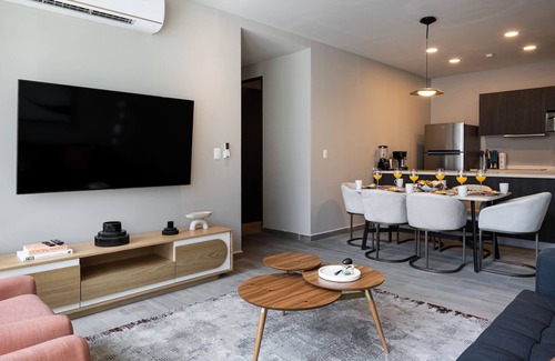 Monterrey Apartment | Cozy Apartment with Stunning Mountain Views & Pool