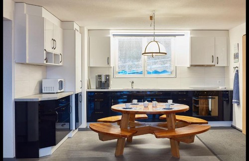 Emmetten Apartment | Cozy apartment with lake view for 6 guests