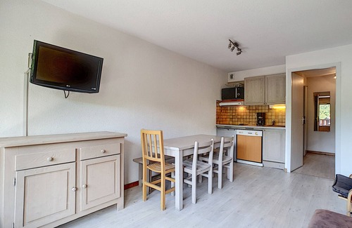 La Clusaz Apartment | Cozy apartment with south balcony and wifi, pets allowed