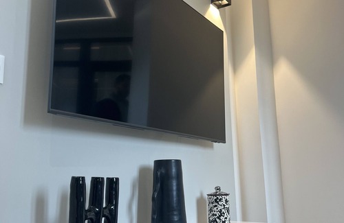 17th Arrondissement Apartment | Cozy Appartment Parc Monceau