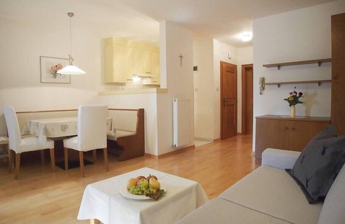 Brunico Apartment | Cozy appartment with great mountan view by Tamanhof