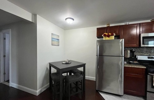 Queens Apartment | Cozy apt in Queens, near JFK
