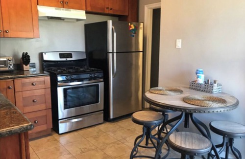 South Arroyo Apartment | Cozy Apt with Great Location in Pasadena