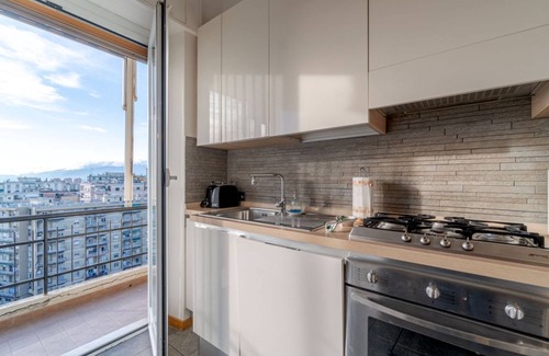 Genoa Apartment | Cozy APT x4 - Seaview & Balcony