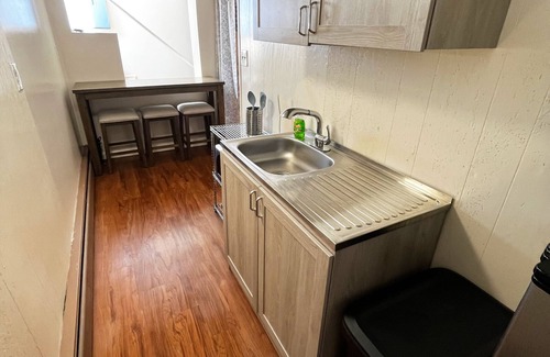 Asbury Park Apartment | Cozy asbury apartment with in unit washer dryer and shared back yard
