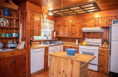 Keeseville Cabin | Cozy autumn retreat, lakeside with hot tub and fire pit, perfect for couples!