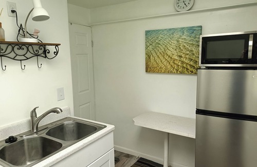 Castle Rock Apartment | Cozy Basement Apt. Separate Entrance 30-day min.