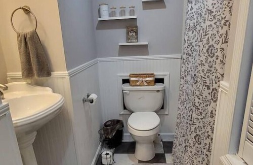 Buford Apartment | Cozy Basement, Private Entrance-All Welcome!