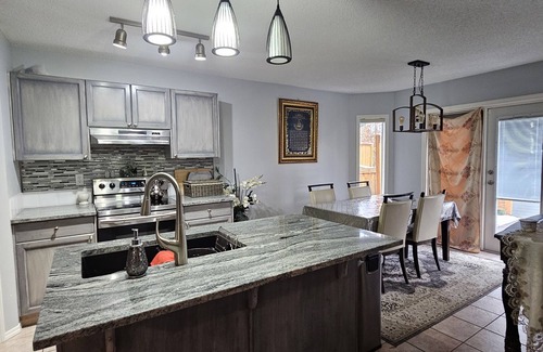 Southeast Calgary Apartment | Cozy basement suite